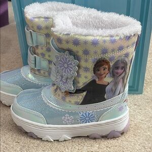 Light up Frozen Themed Kids Snow Boots